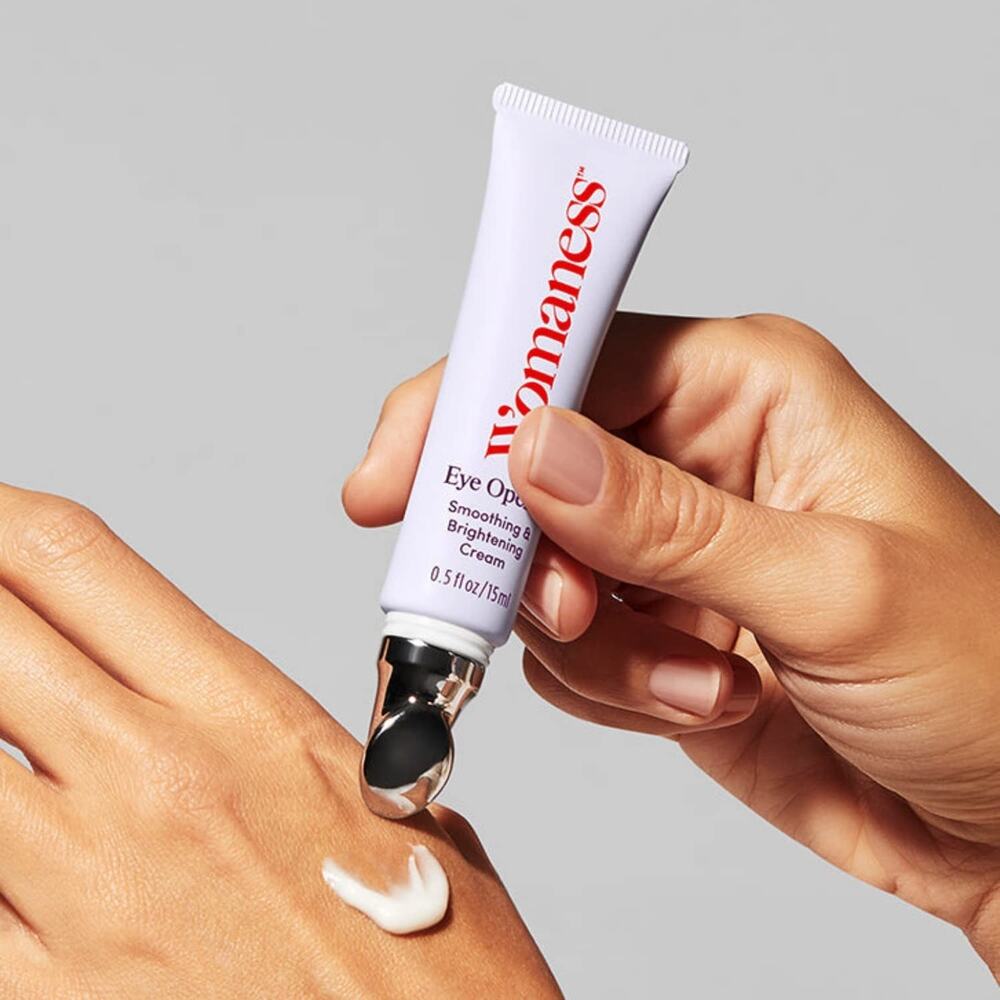Womaness Eye Opener, Anti Aging, Hydrating, & Moisturizing Under Eye Cream, 15ml - Picture 2 of 5